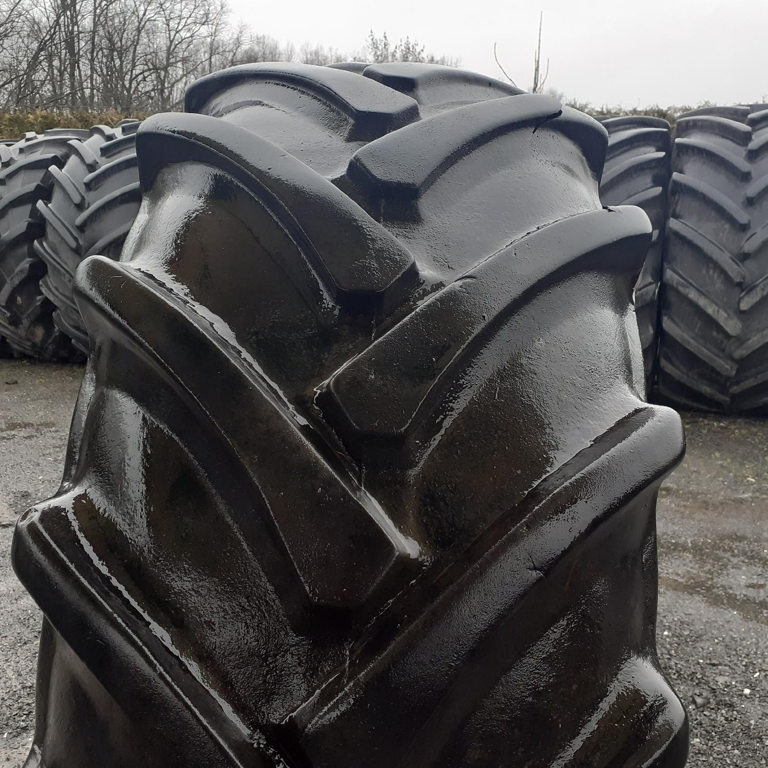  Cauciucuri 500/70R24 Continental