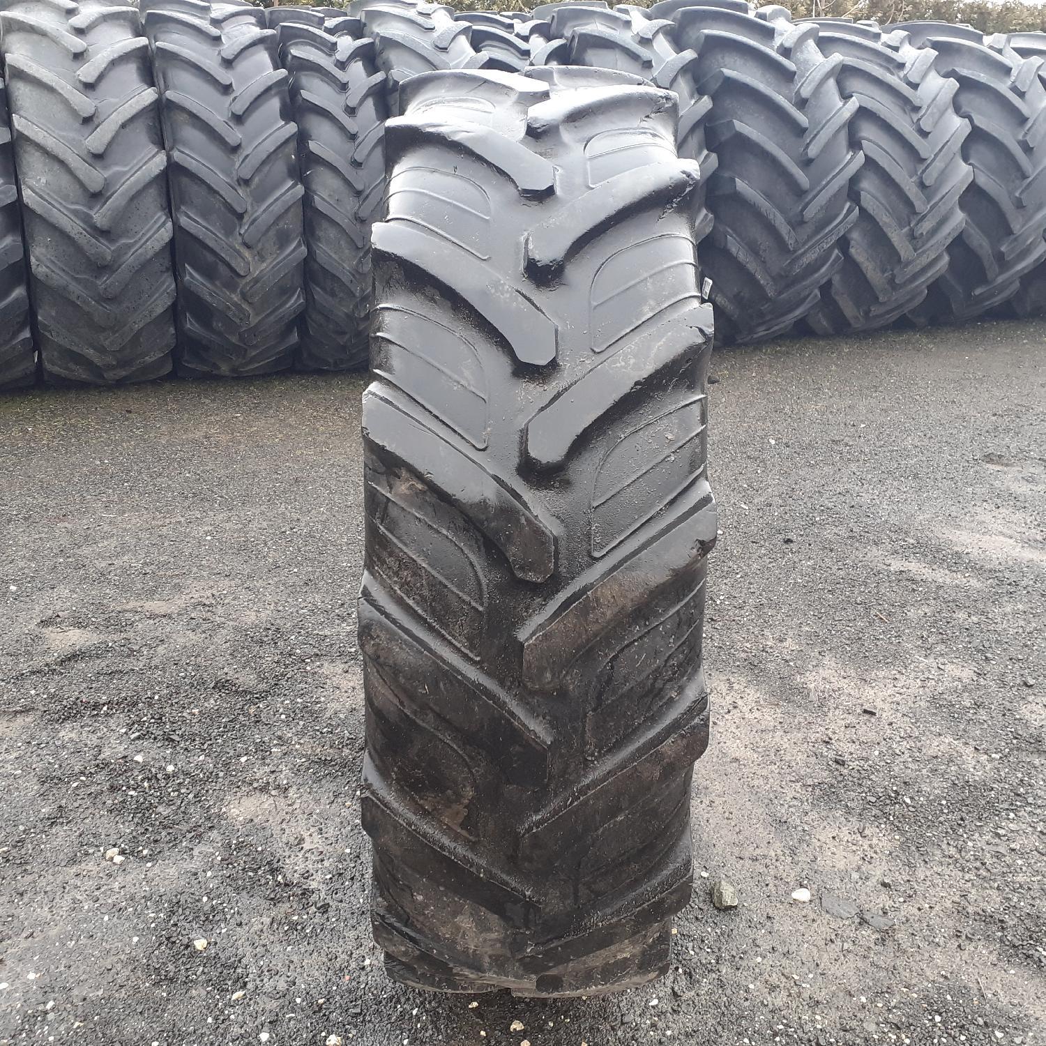  Cauciucuri 14.9R28 (380/85R28) Taurus