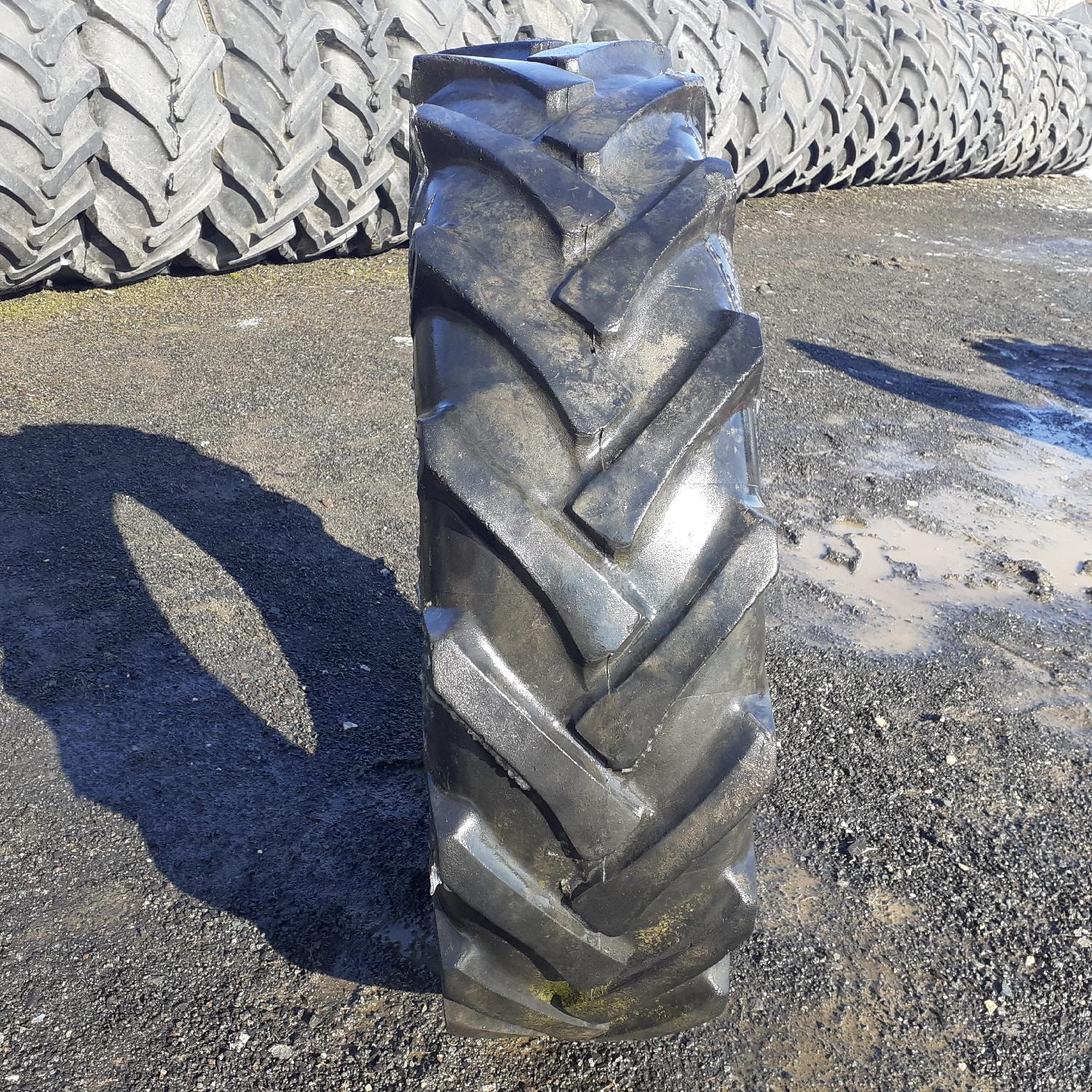  Cauciucuri 12.4-28 (320/85R28) Rekord