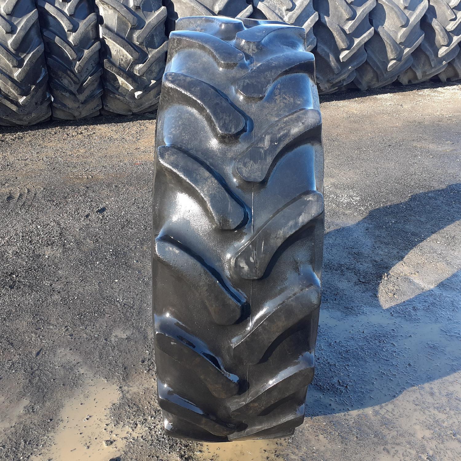  Cauciucuri 340/85R24 (13.6R24) Firestone
