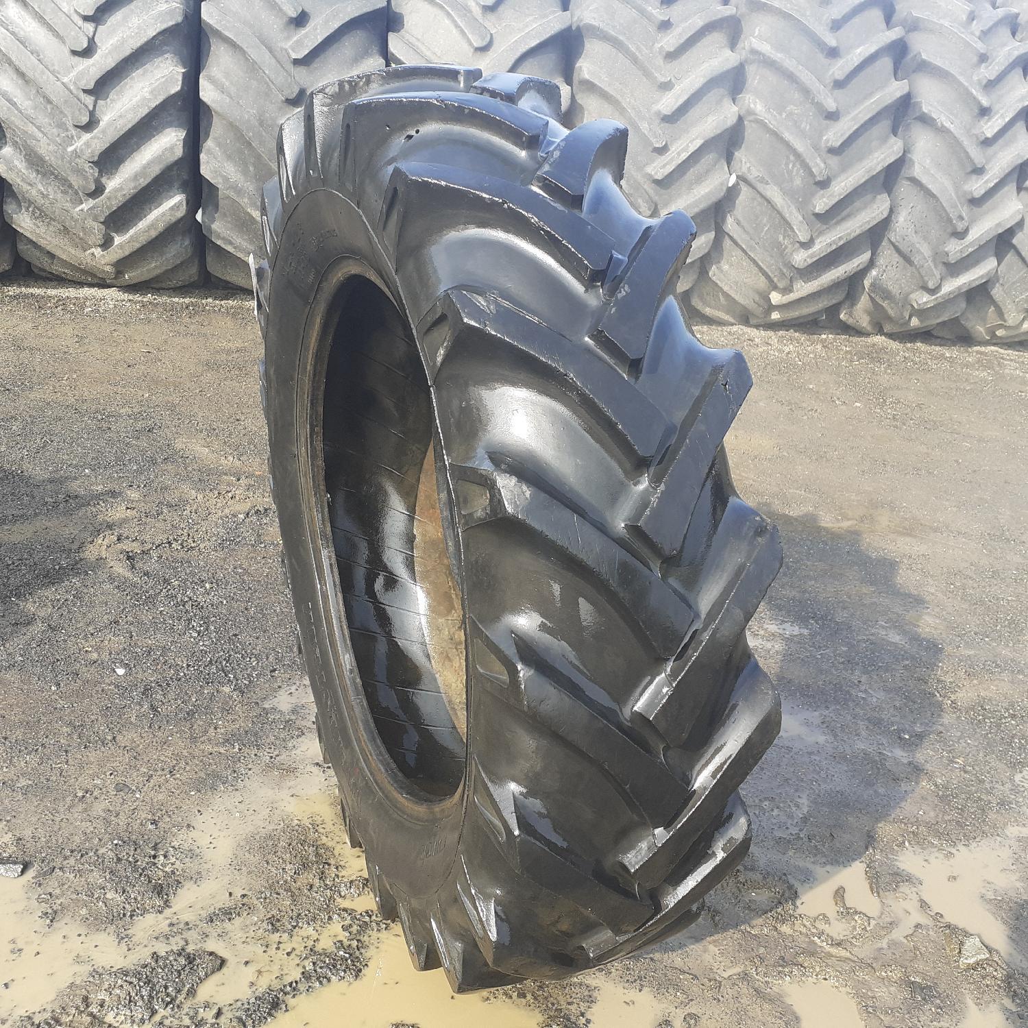  Cauciucuri 12.4-28 (320/85R28) Vredestein