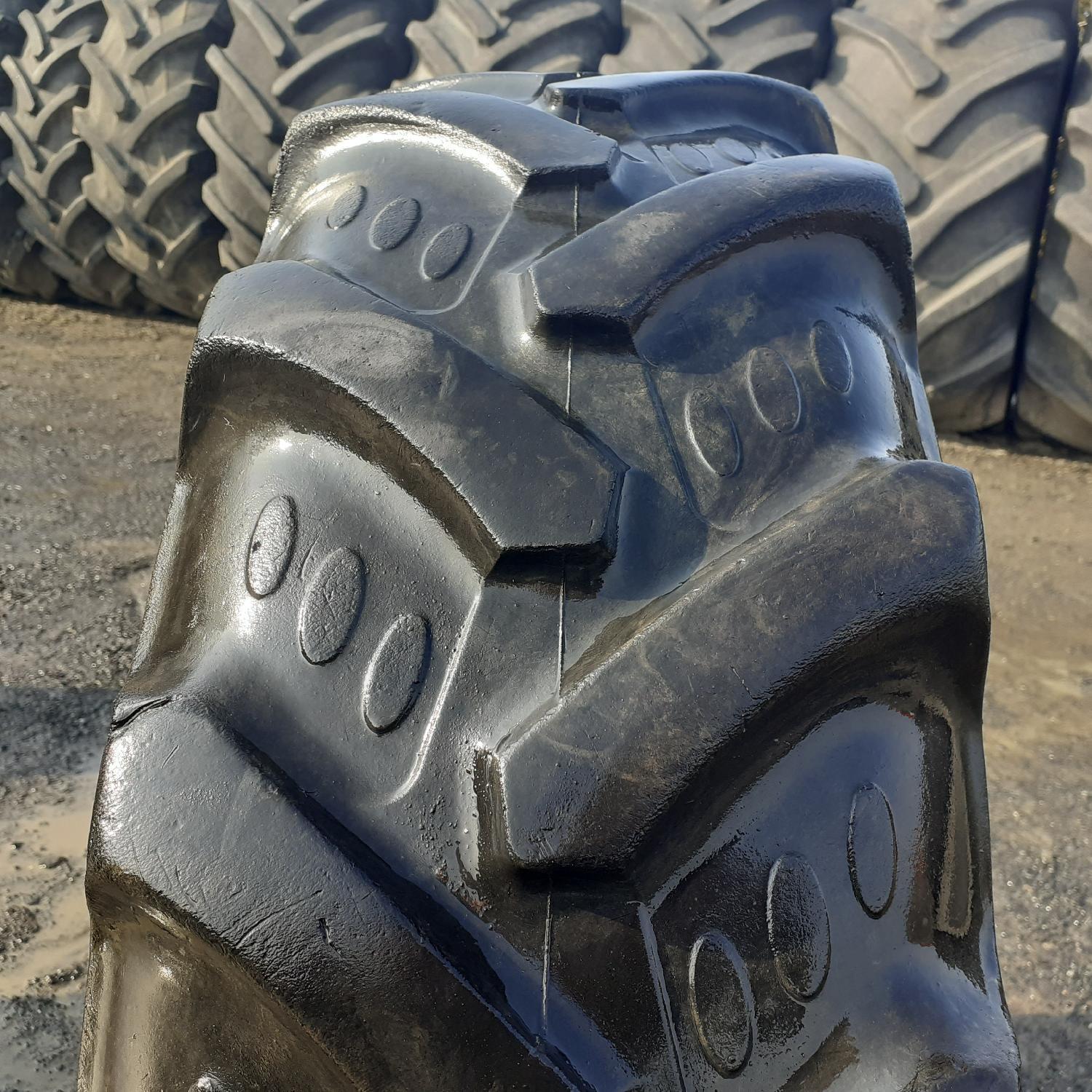  Cauciucuri 280/85R20 (11.2R20) Bkt