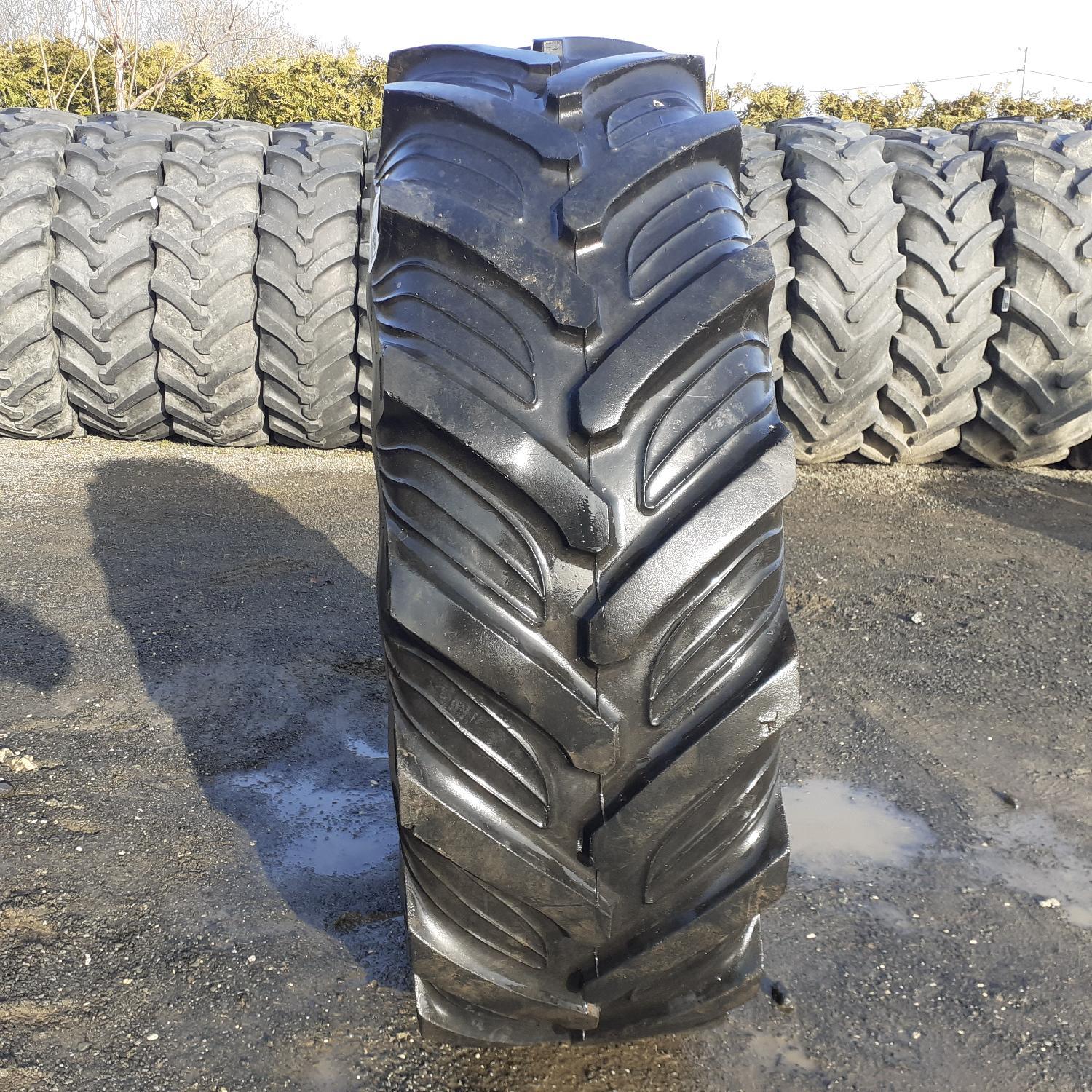  Cauciucuri 14.9R28 (380/85R28) Taurus