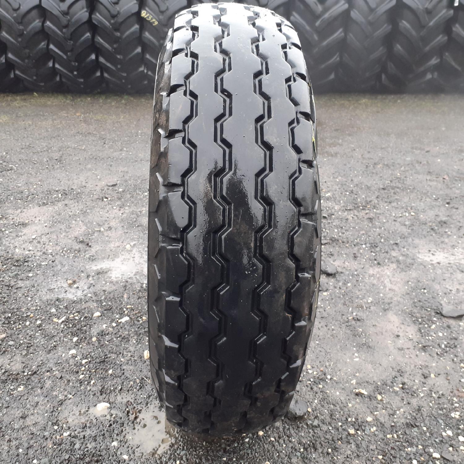Anvelope 10.5-18 (10.5/80R18)  Semperit