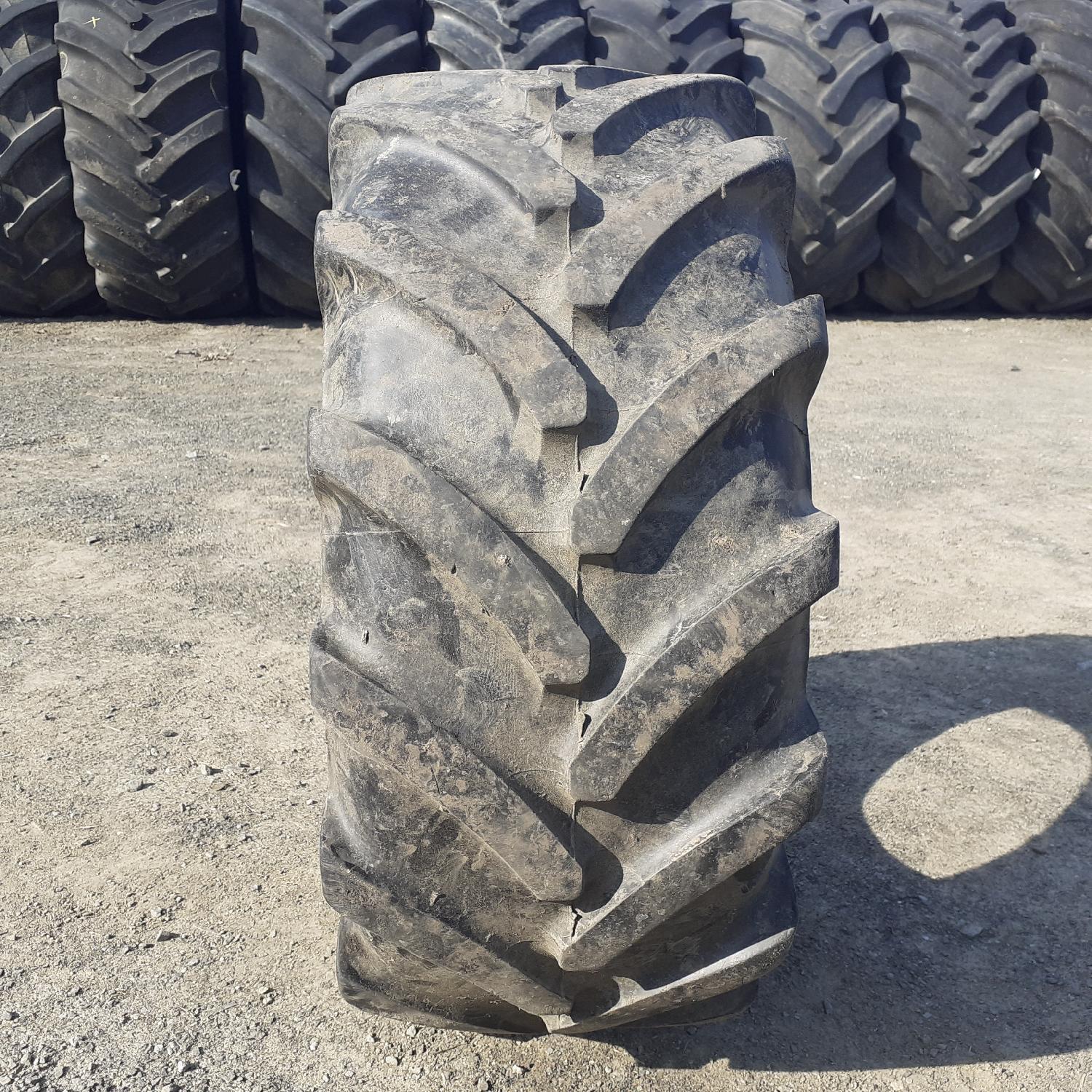  Cauciucuri 320/65R16 Michelin