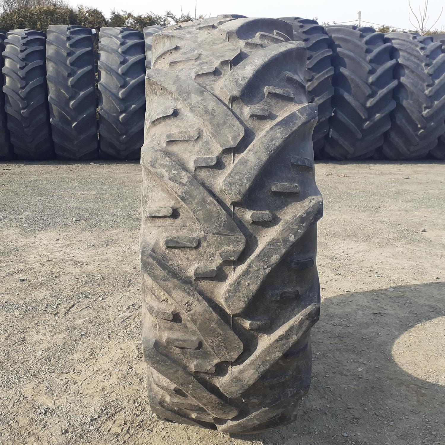  Cauciucuri 340/75R20 Kleber