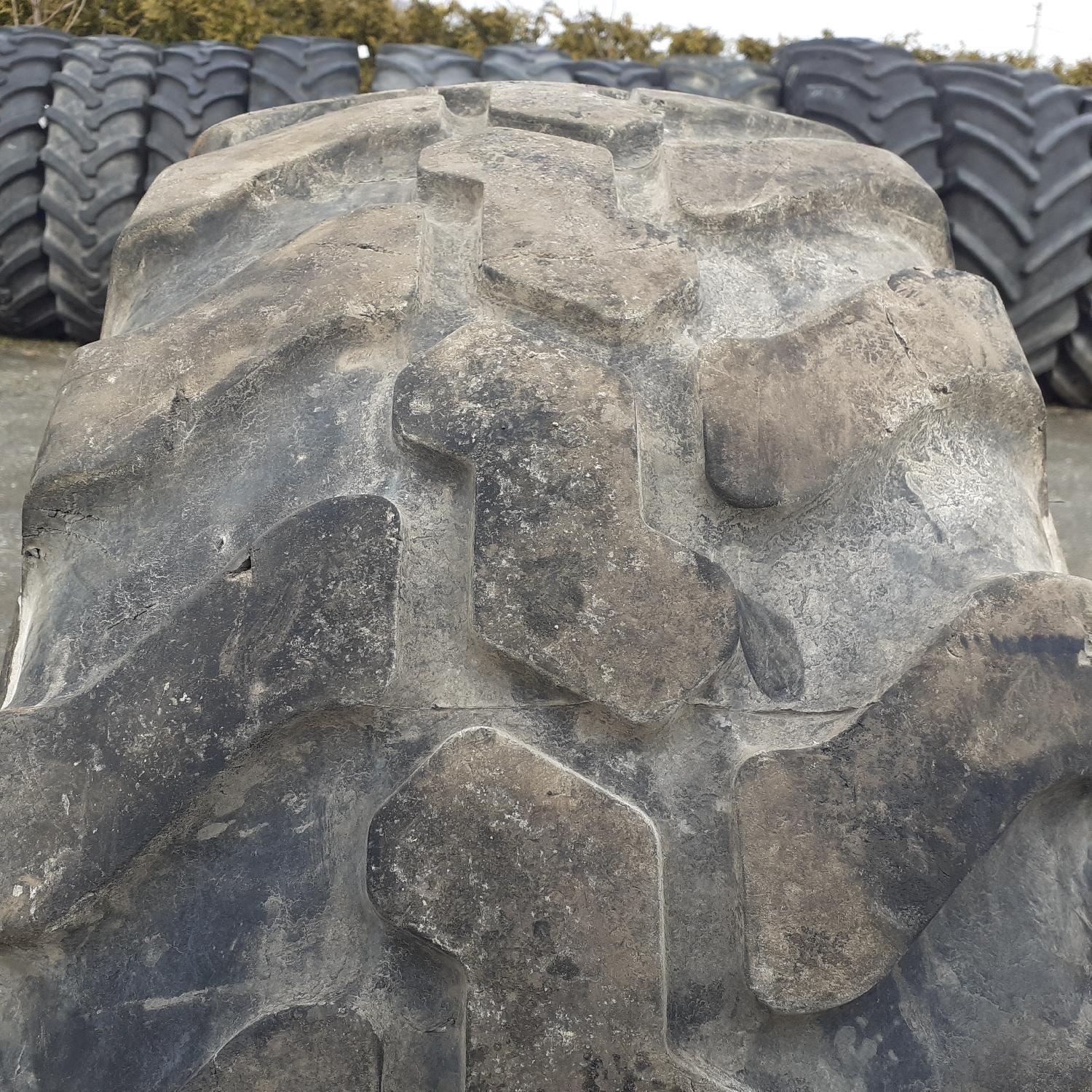  Cauciucuri 405/70R18 Mitas