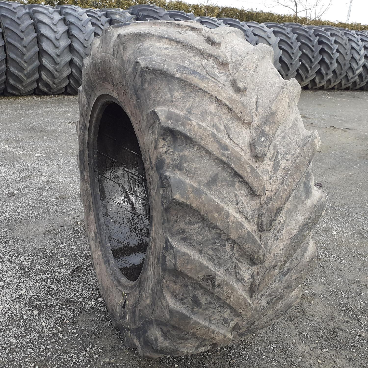  Cauciucuri 520/60R28 Michelin