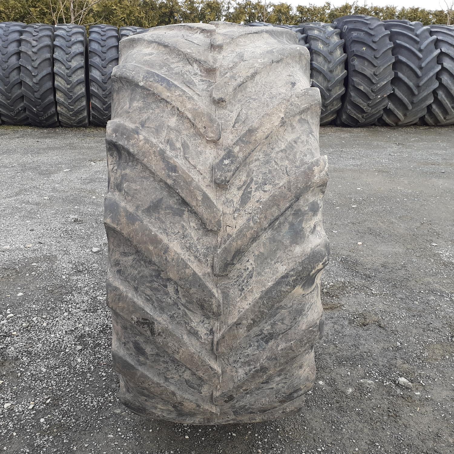  Cauciucuri 520/60R28 Michelin