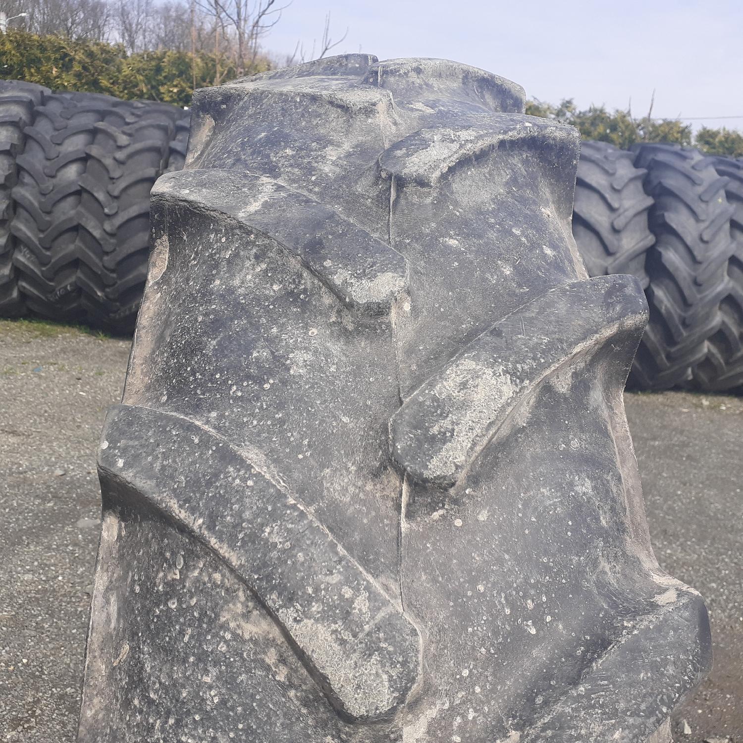  Cauciucuri 12.4R28 (320/85R28) Cultor