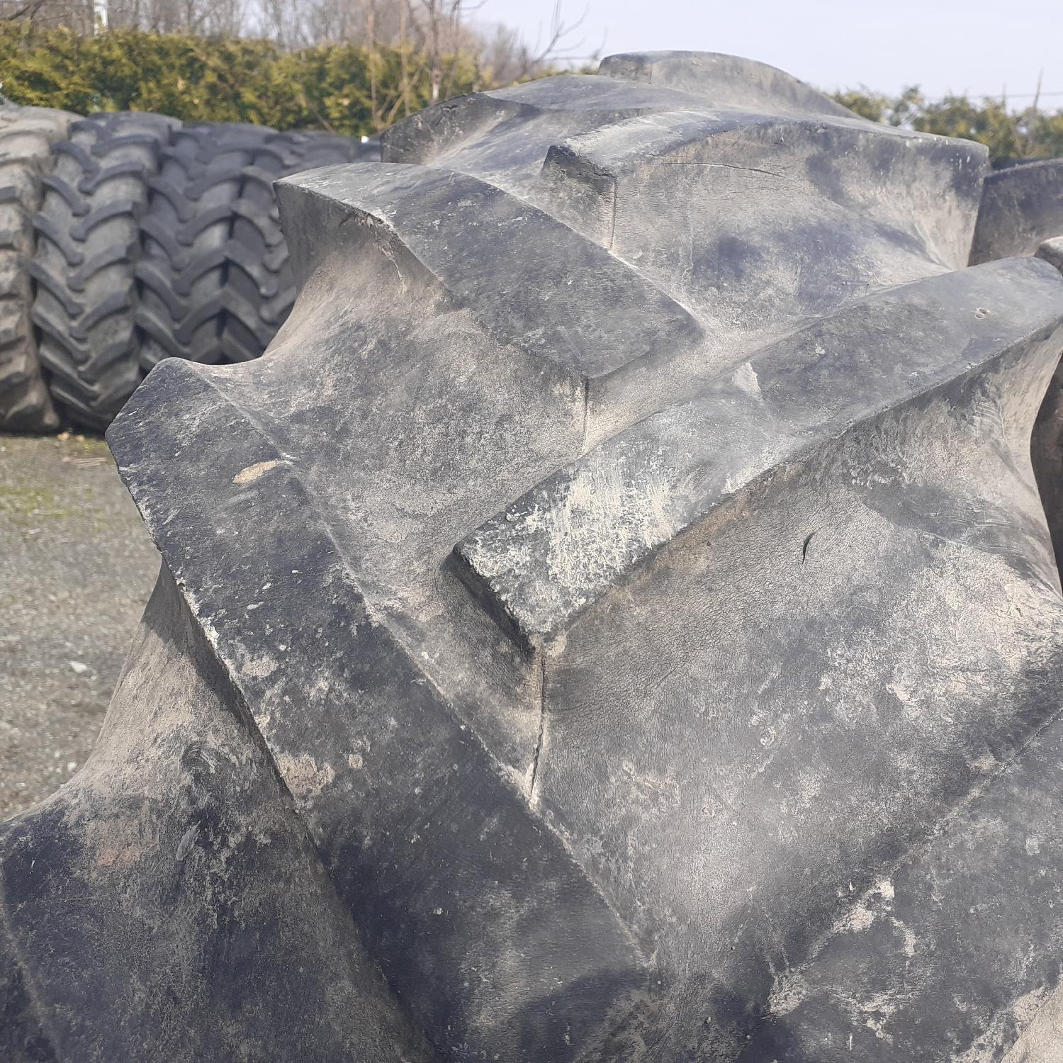  Cauciucuri 14.9-28 (380/85R28) Goodyear
