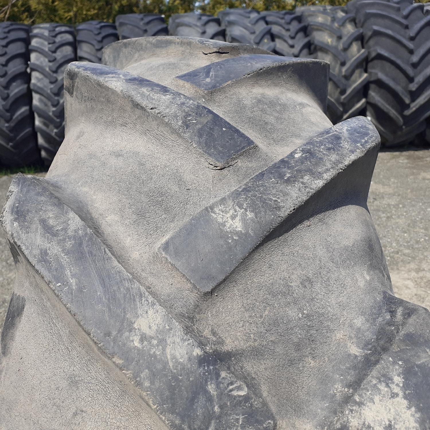 Cauciucuri 12.4-28 (320/85R28) Stomil
