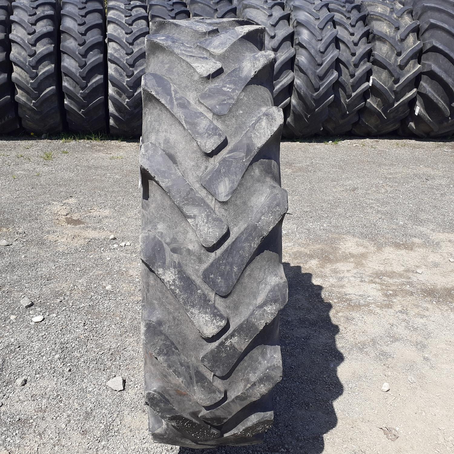  Cauciucuri 12.4R28 (320/85R28) Universal