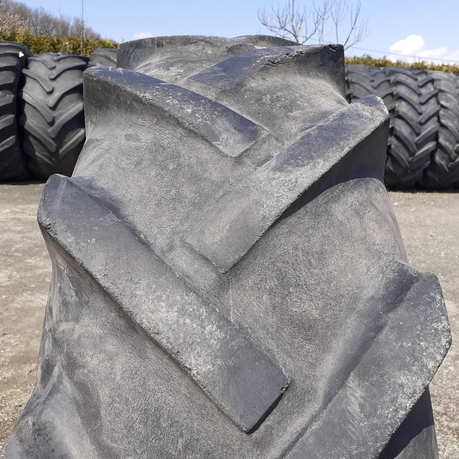  Cauciucuri 12.4-28 (320/85R28) Stomil