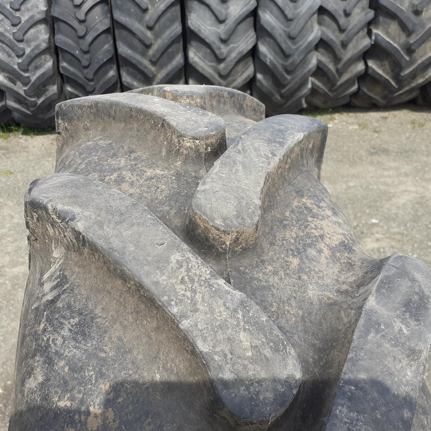  Cauciucuri 12.4R28 (320/85R28) Voltyre