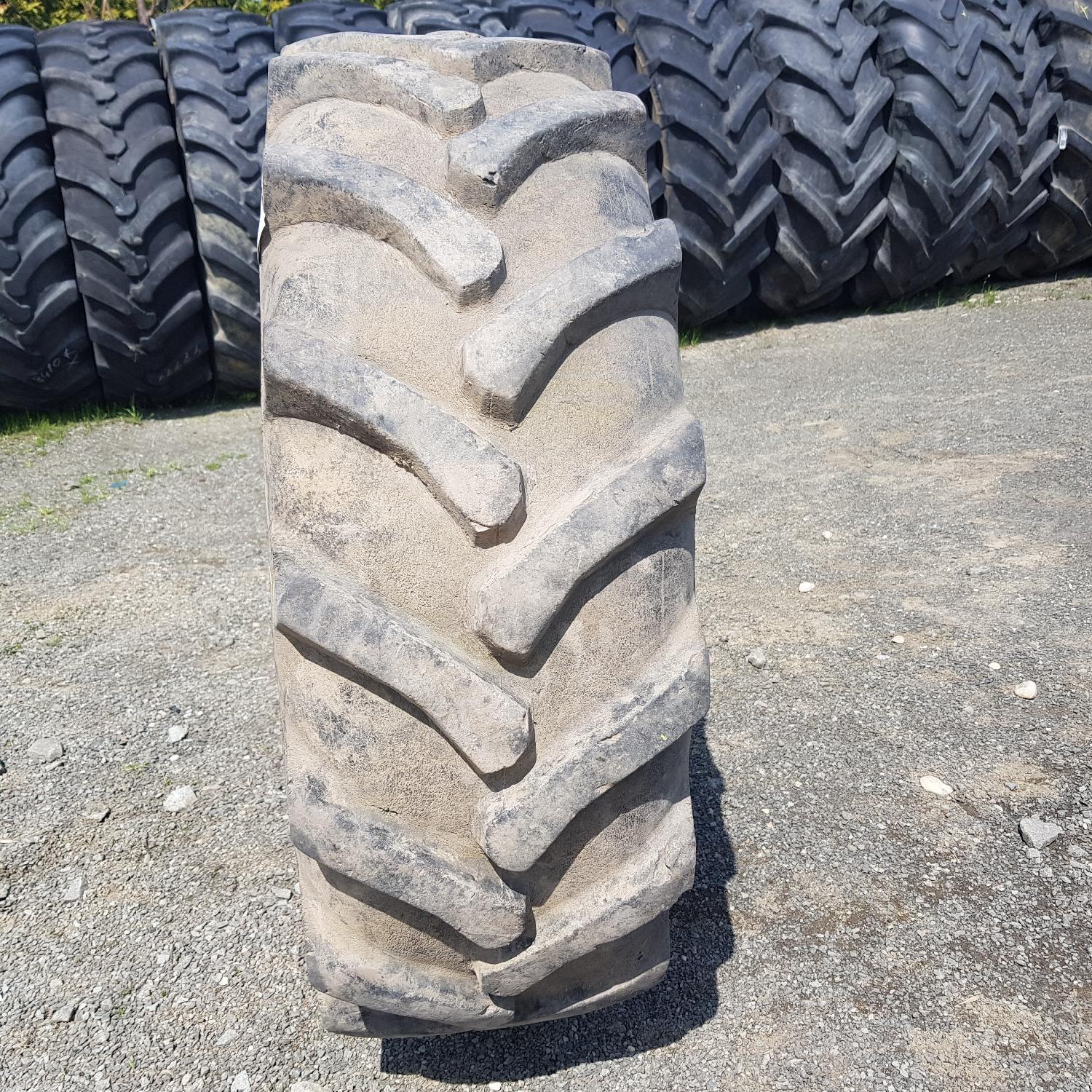 Cauciucuri 360/70R24 Belshina