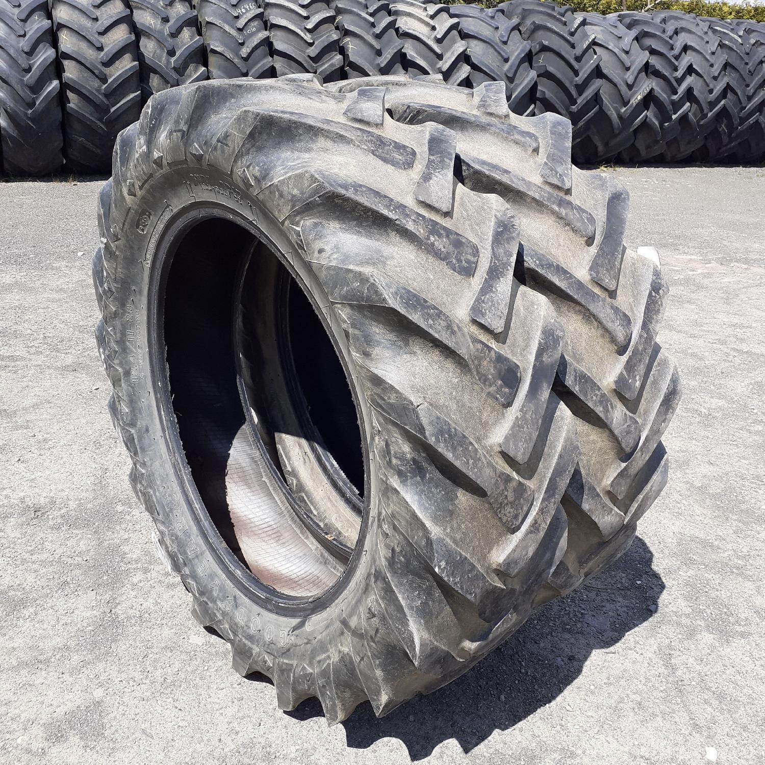  Cauciucuri 12.4-28 (320/85R28) Goodyear