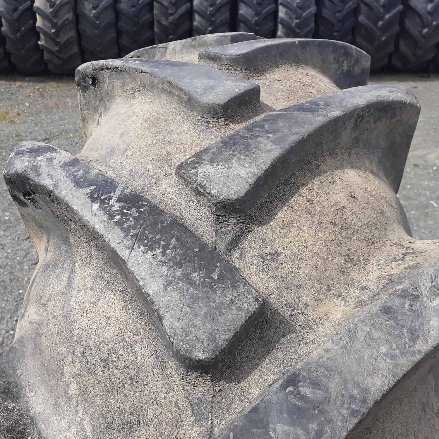  Cauciucuri 14.9-28 (380/85R28) Starmaxx