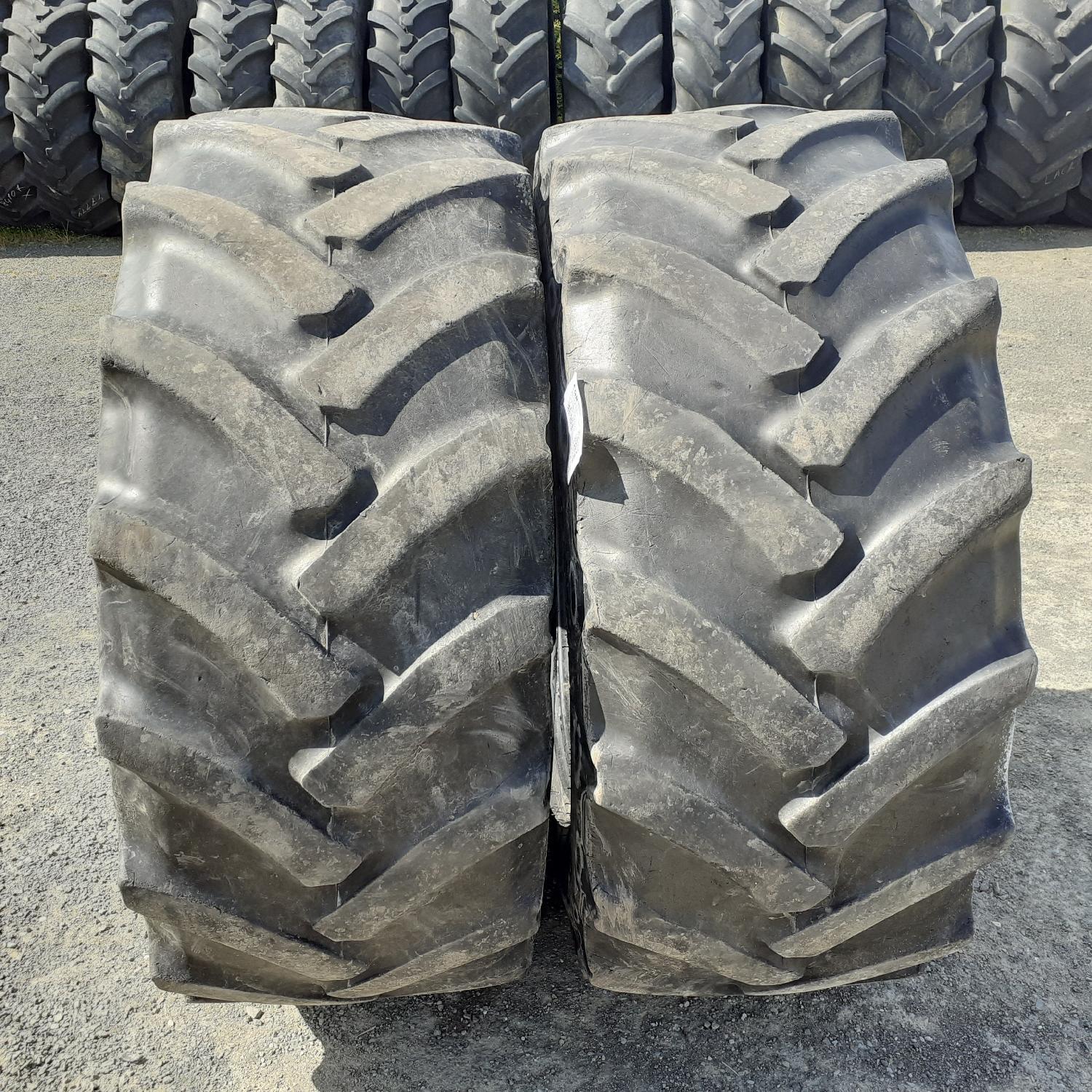  Cauciucuri 440/65R24  Continental