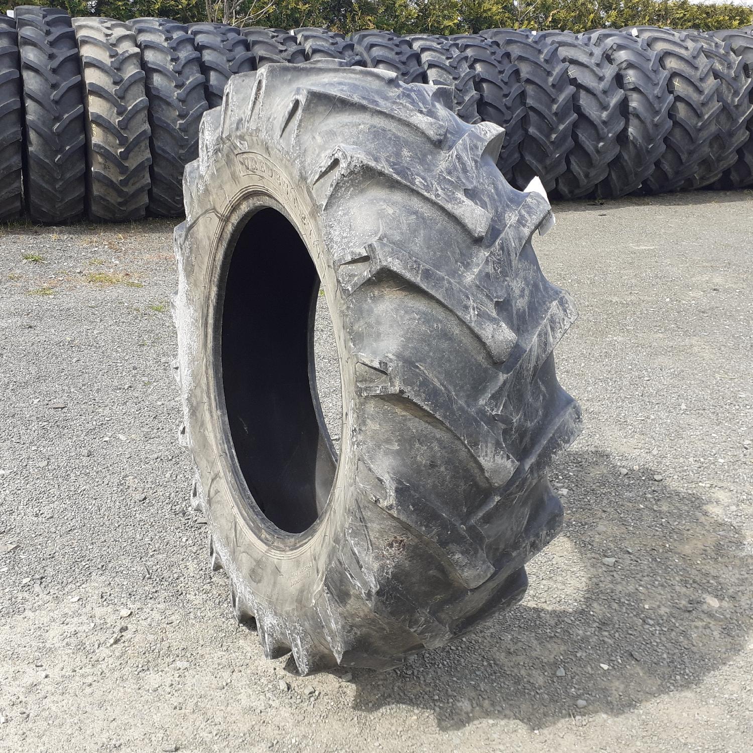  Cauciucuri 14.9-28 (380/85R28) Vredestein