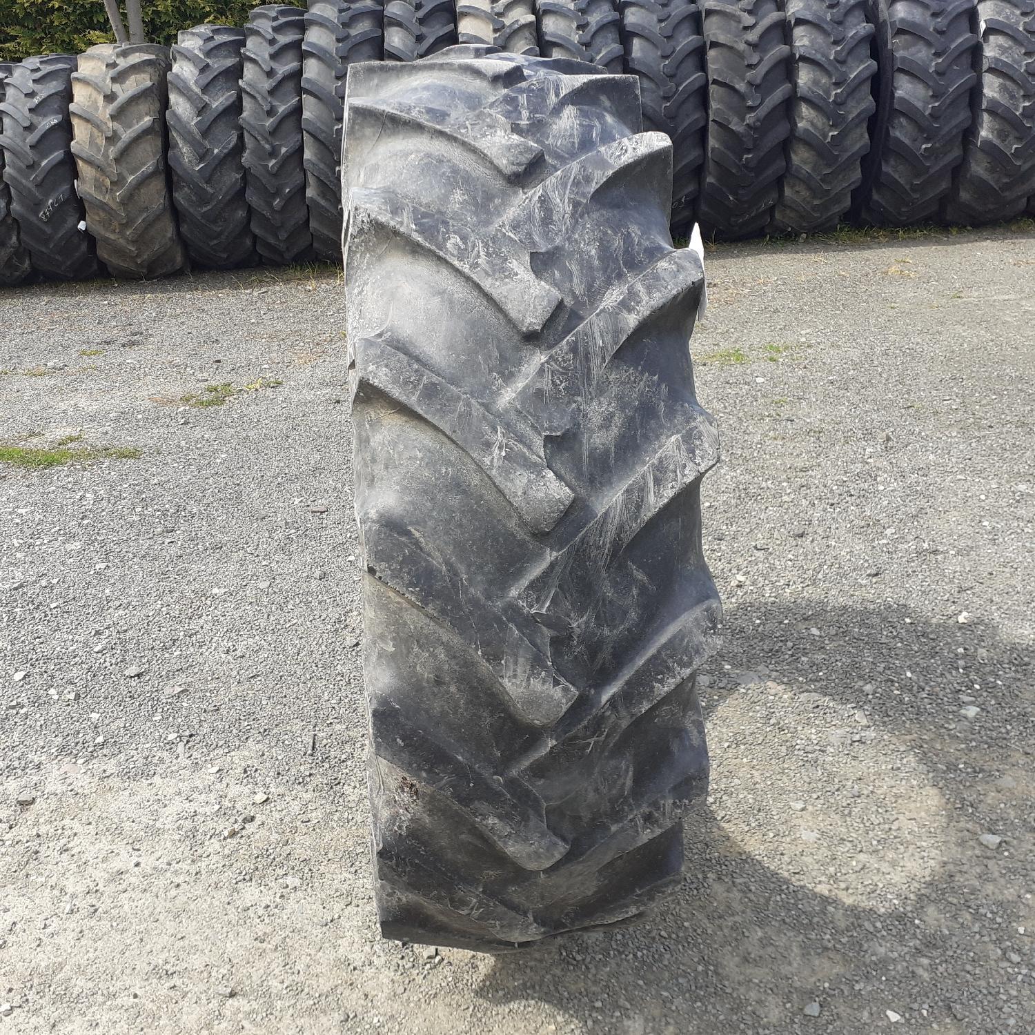  Cauciucuri 14.9-28 (380/85R28) Vredestein