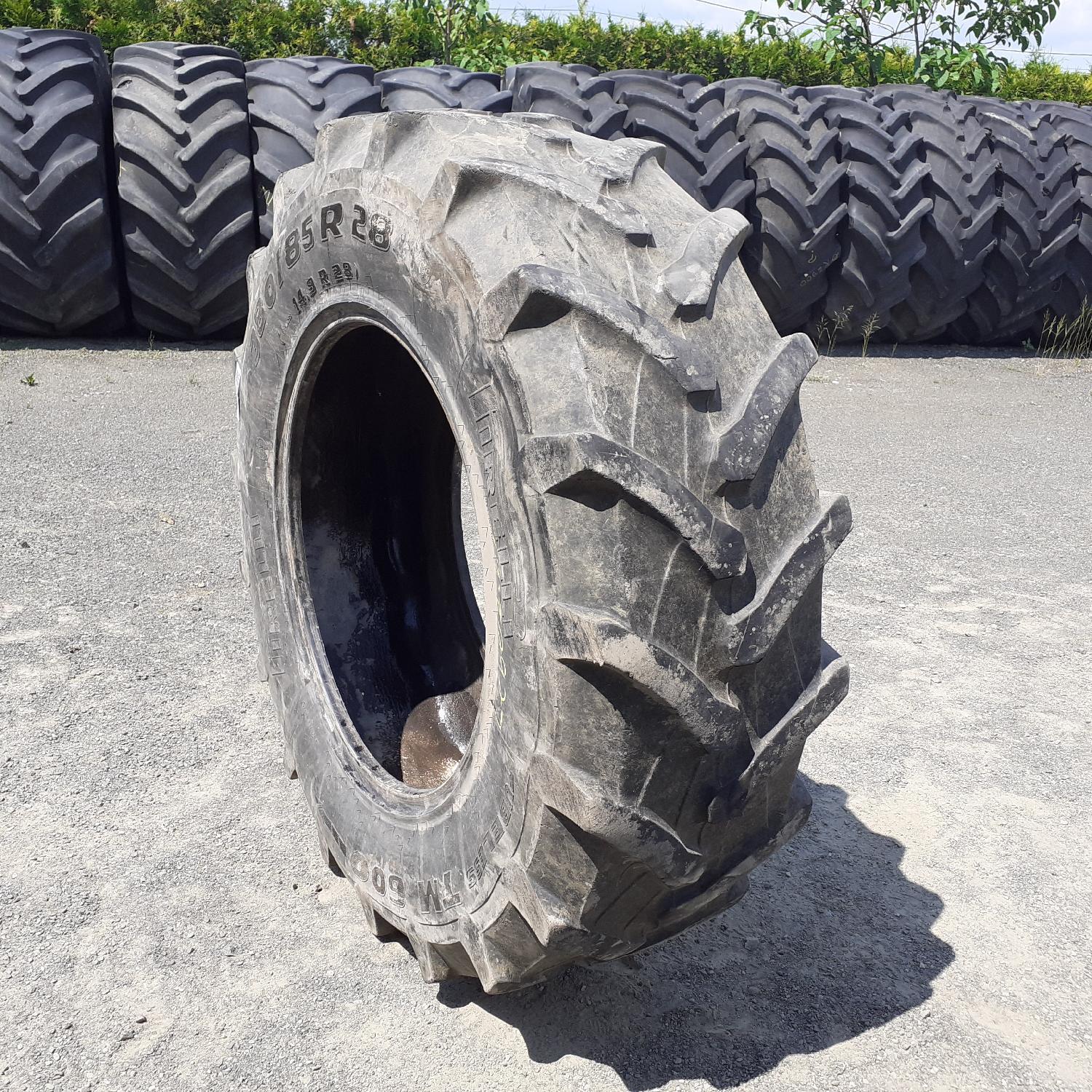  Cauciucuri 14.9R28 (380/85R28) Pirelli