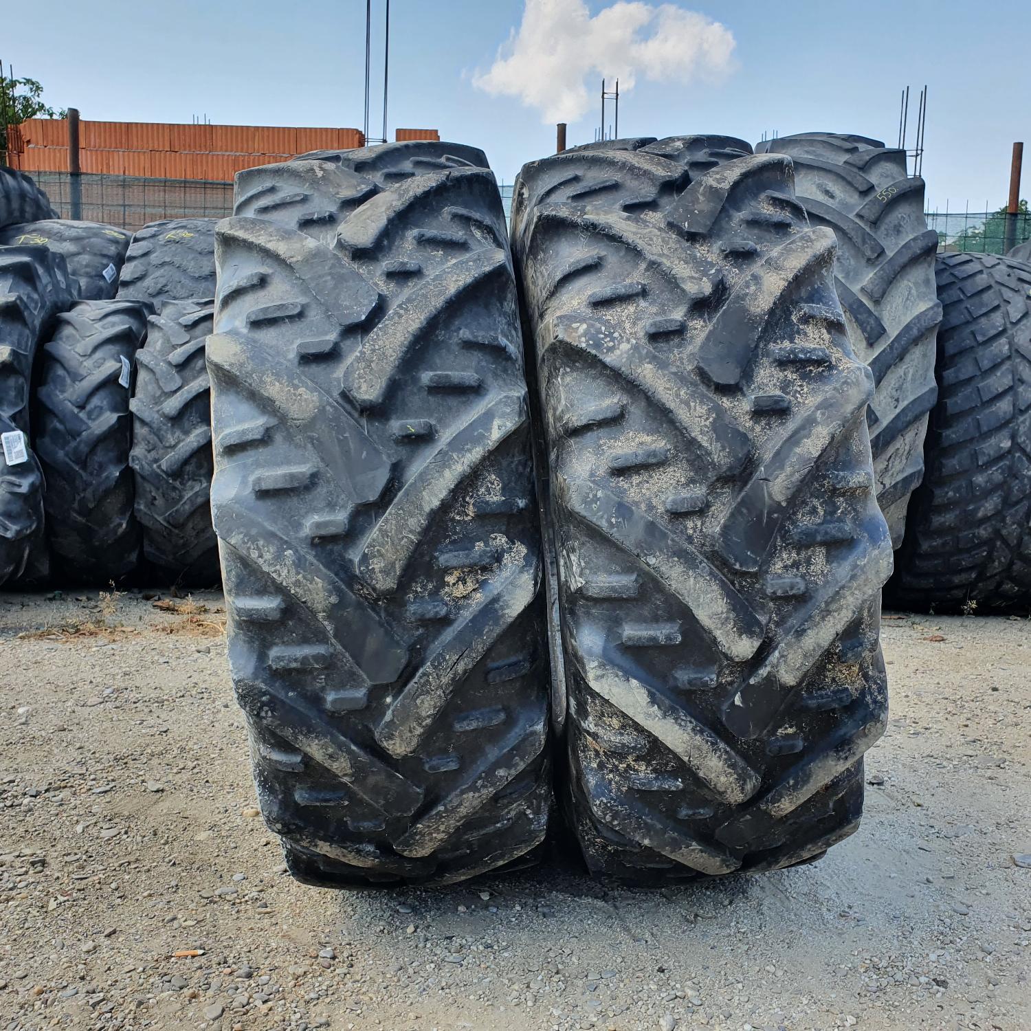  Cauciucuri 340/75R20 Kleber