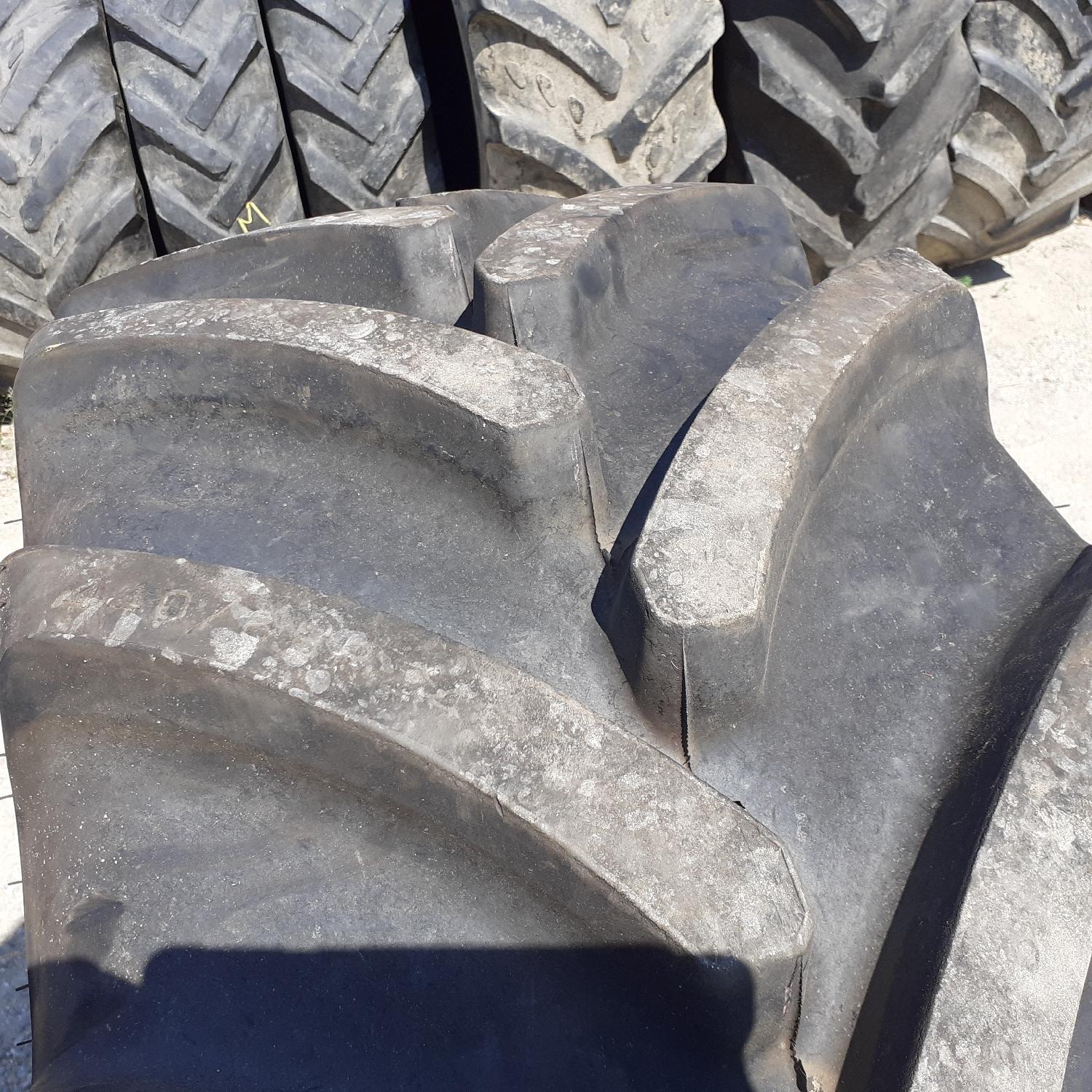  Cauciucuri 440/65R24  Firestone