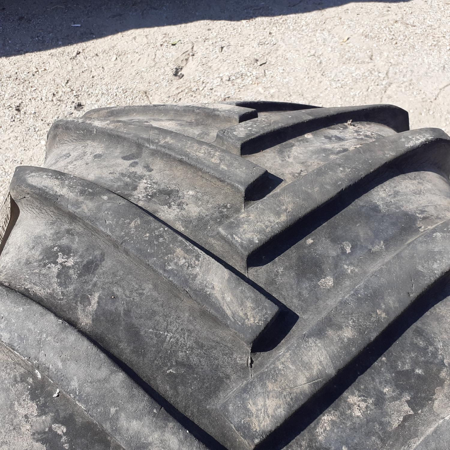  Cauciucuri 31x15.50-15  Bkt