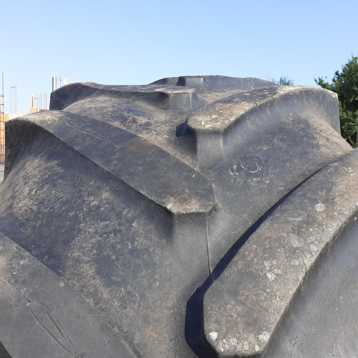  Cauciucuri 650/85R38  Michelin