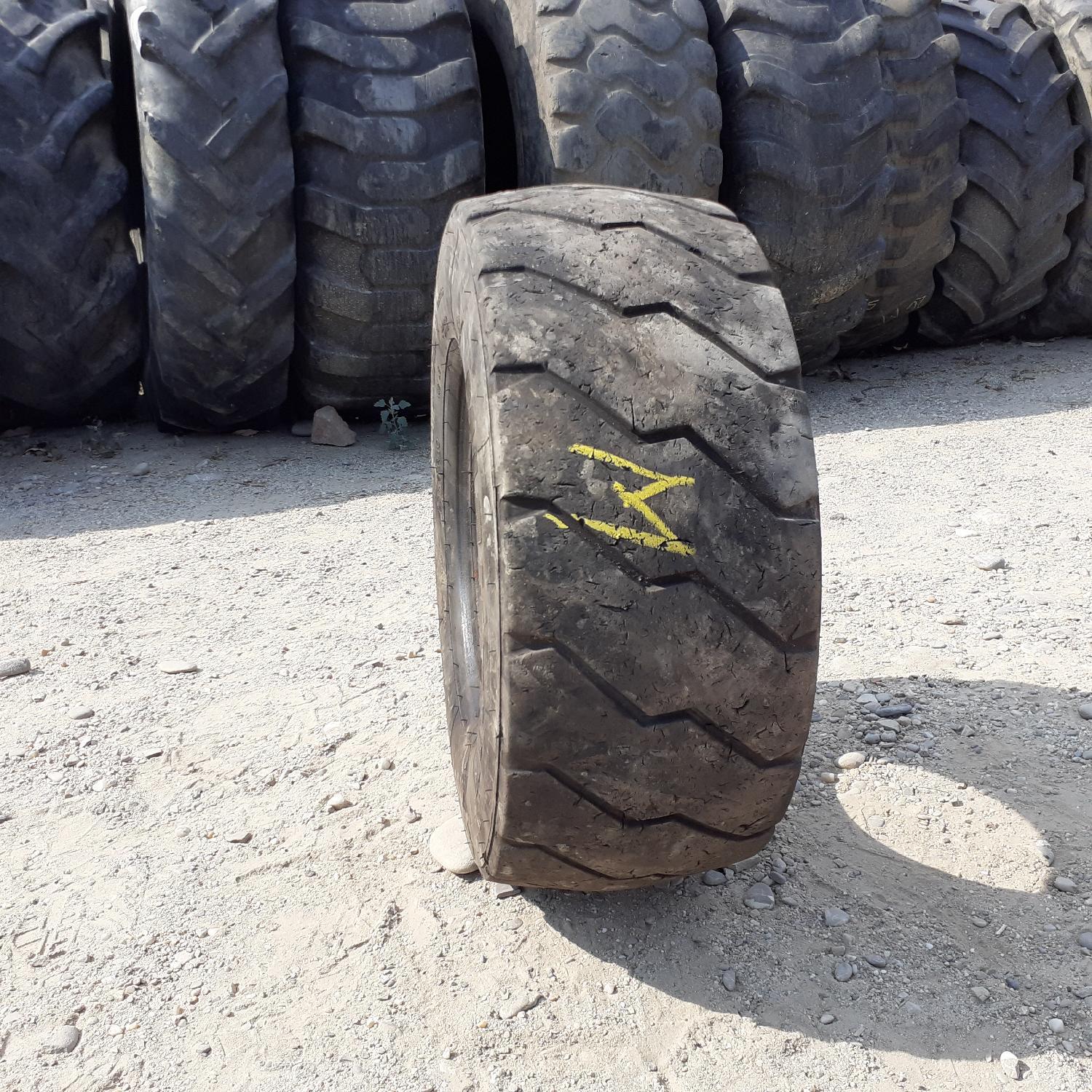  Cauciucuri 225/75R10 Michelin