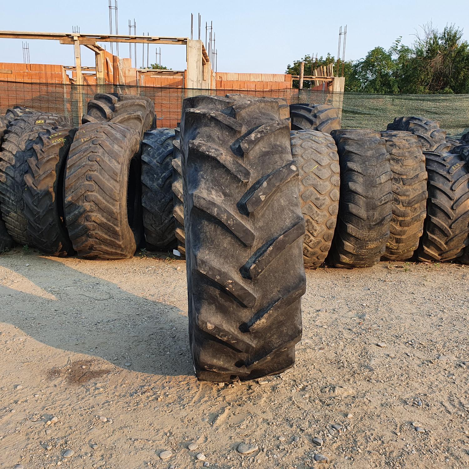  Cauciucuri 420/70R28 Goodyear