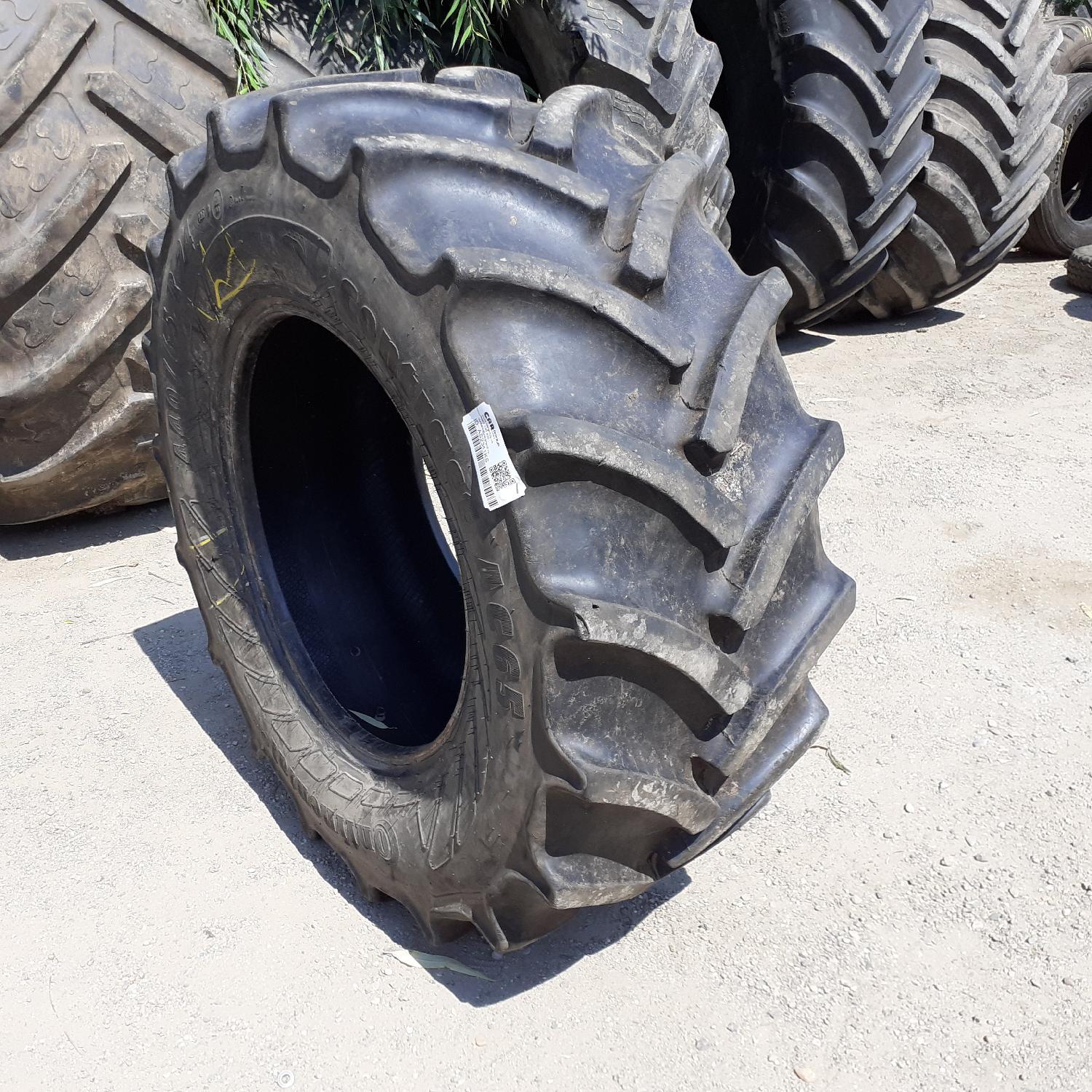  Cauciucuri 440/65R24  Continental