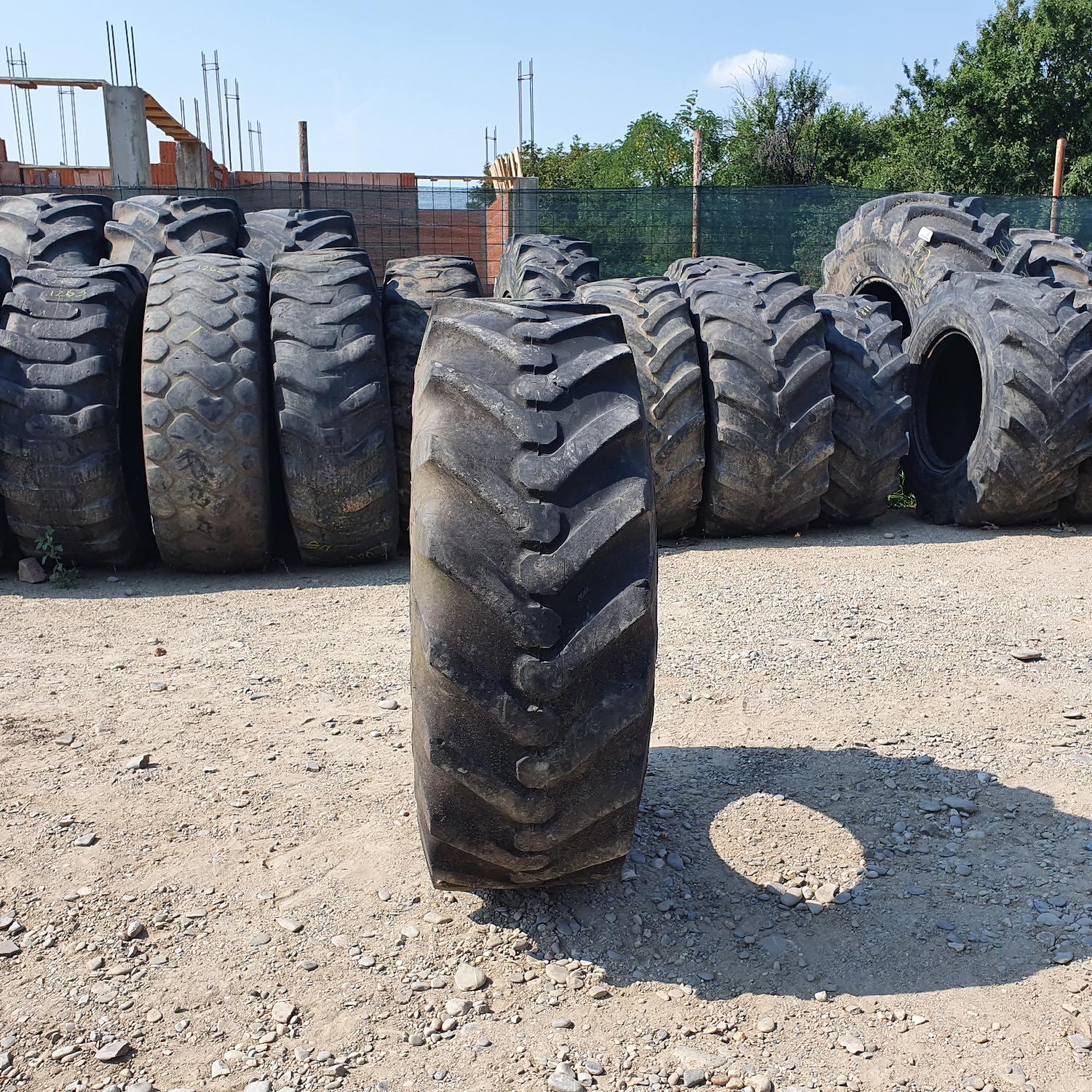  Cauciucuri 12.5-20  Goodyear