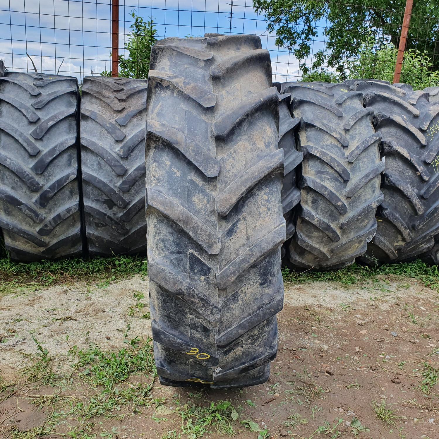  Cauciucuri 14.9R28 (380/85R28) Michelin