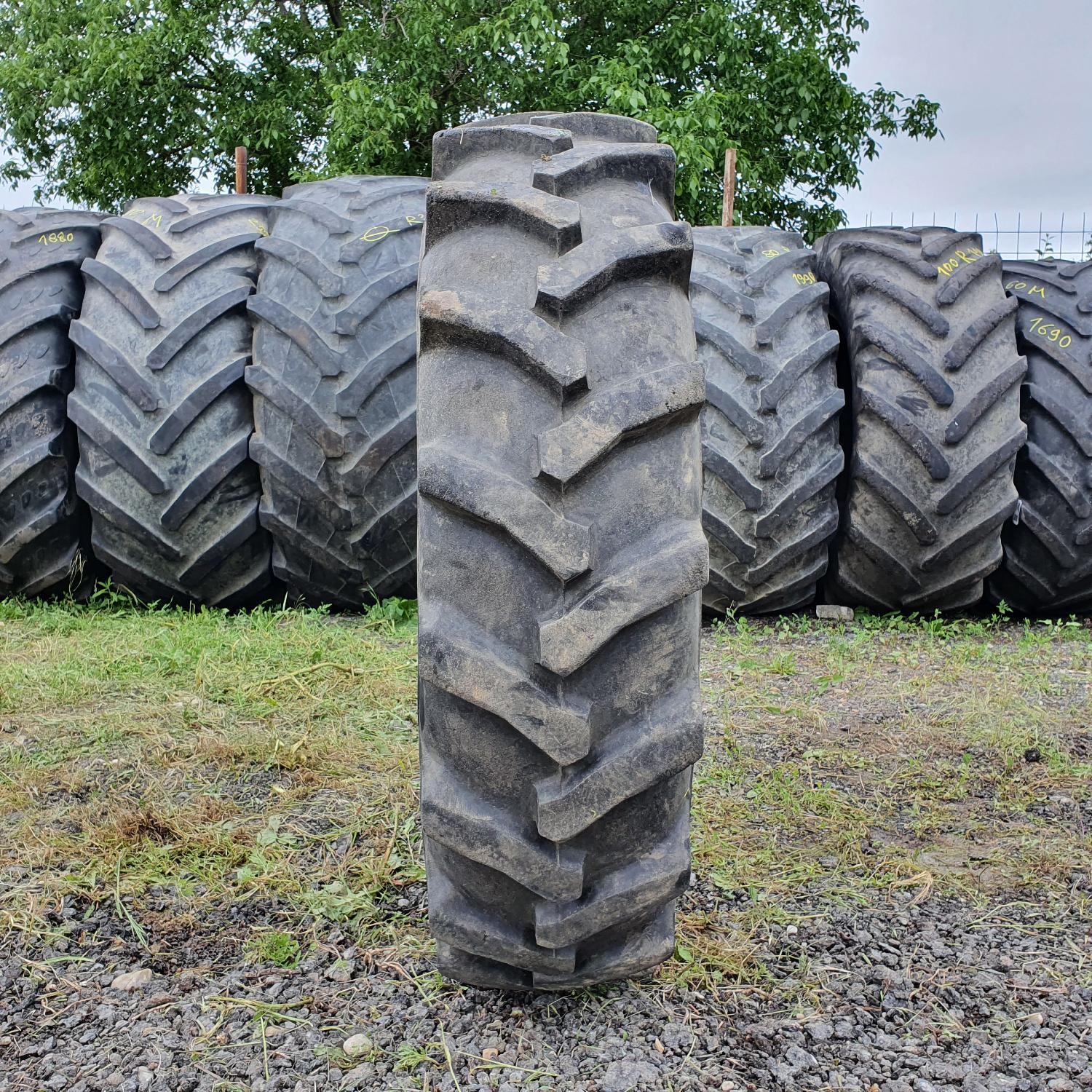  Cauciucuri 12.4-28 (320/85R28) Armour