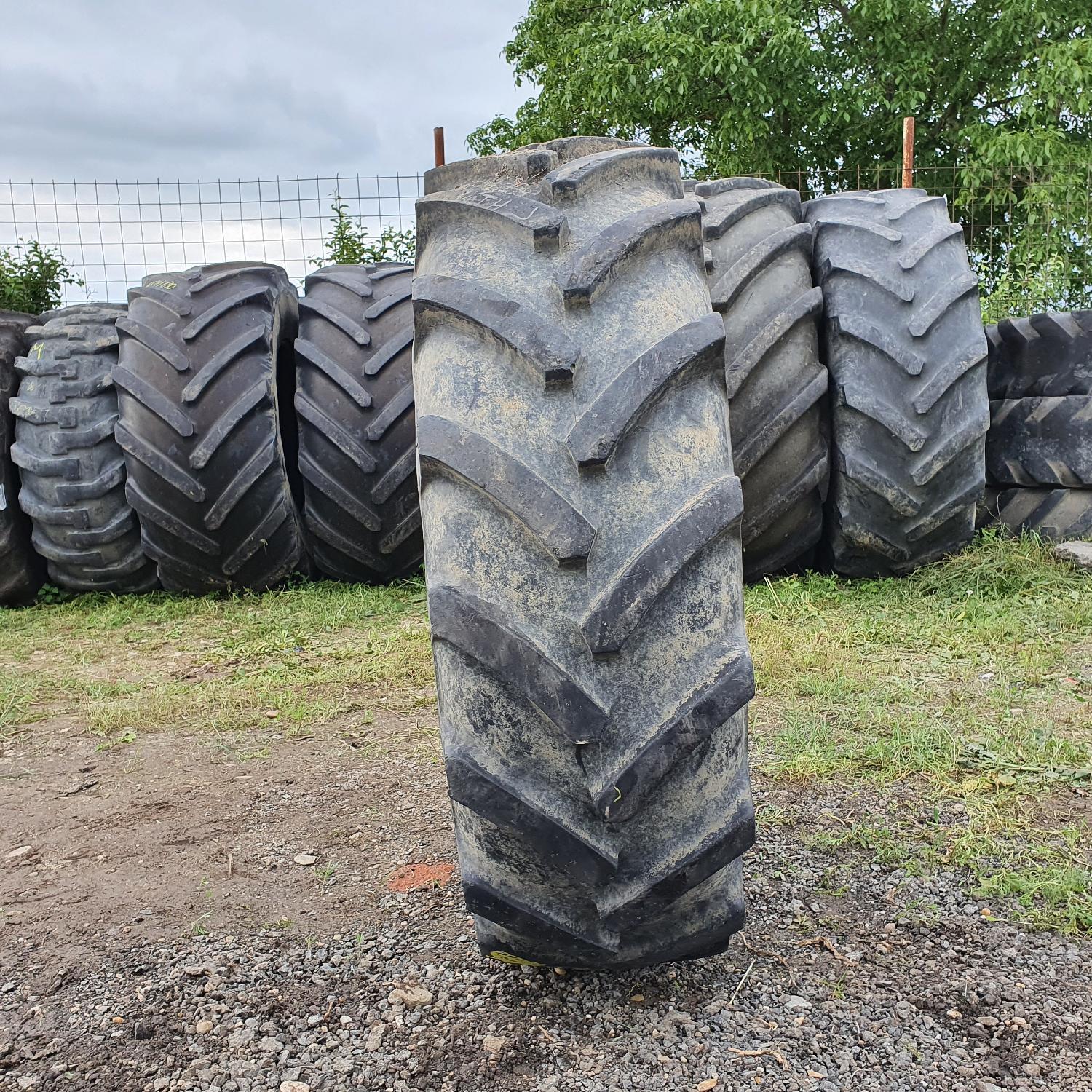  Cauciucuri 340/85R24 (13.6R24) Mitas