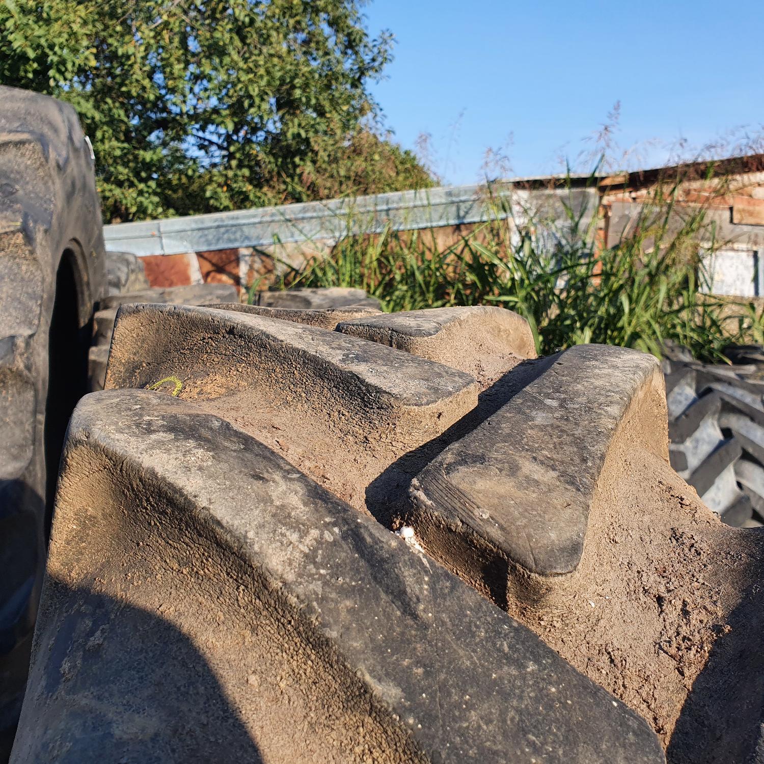  Cauciucuri 12.4-28 (320/85R28) Semperit