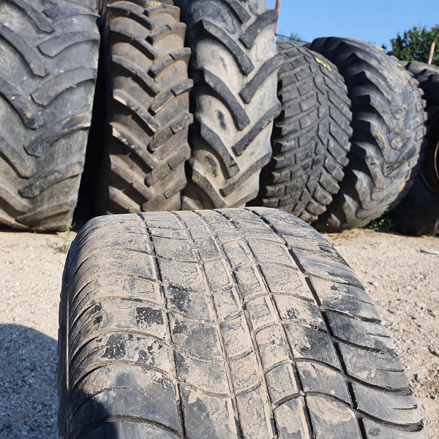  Cauciucuri 225/55R12 Loadstar