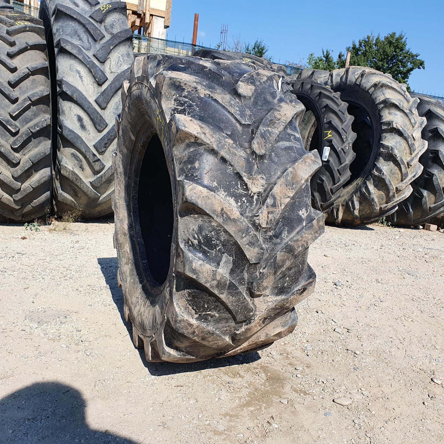  Cauciucuri 320/65R16 Michelin