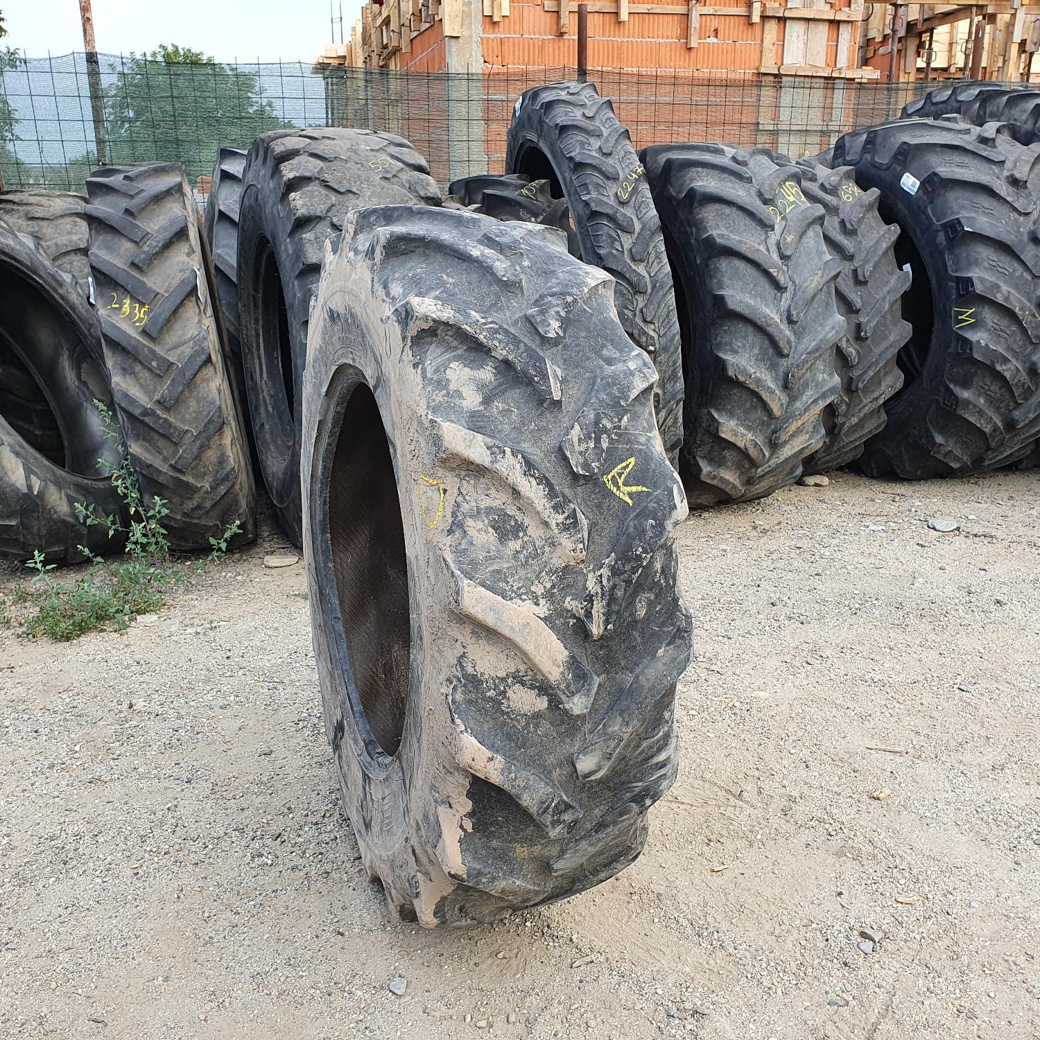  Cauciucuri 13.6R24 Goodyear