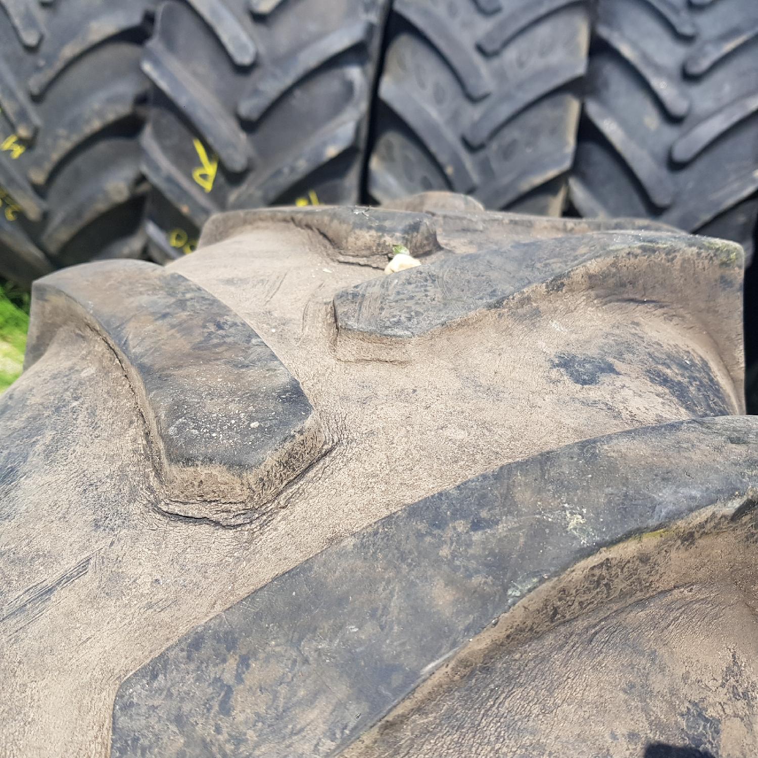  Cauciucuri 340/85R24 (13.6R24) Mitas