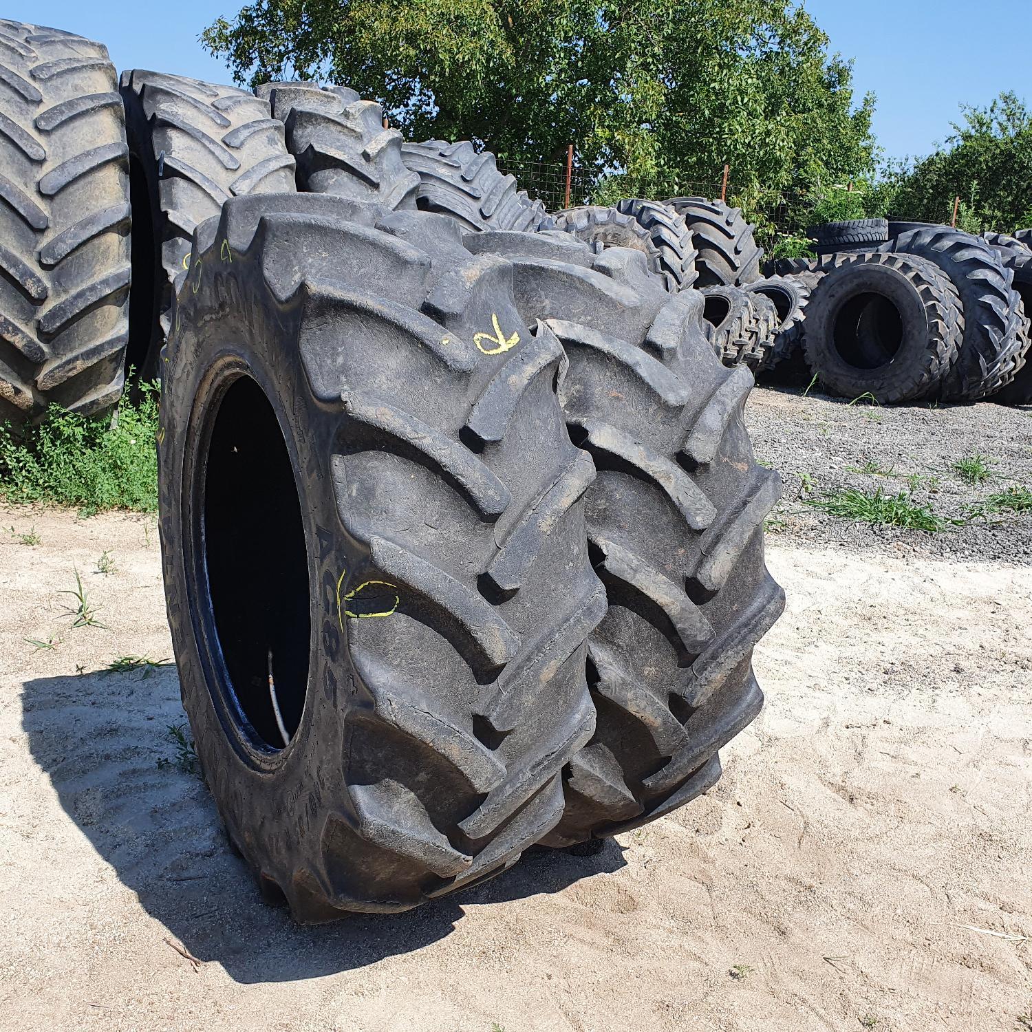  Cauciucuri 340/85R24 (13.6R24) Continental