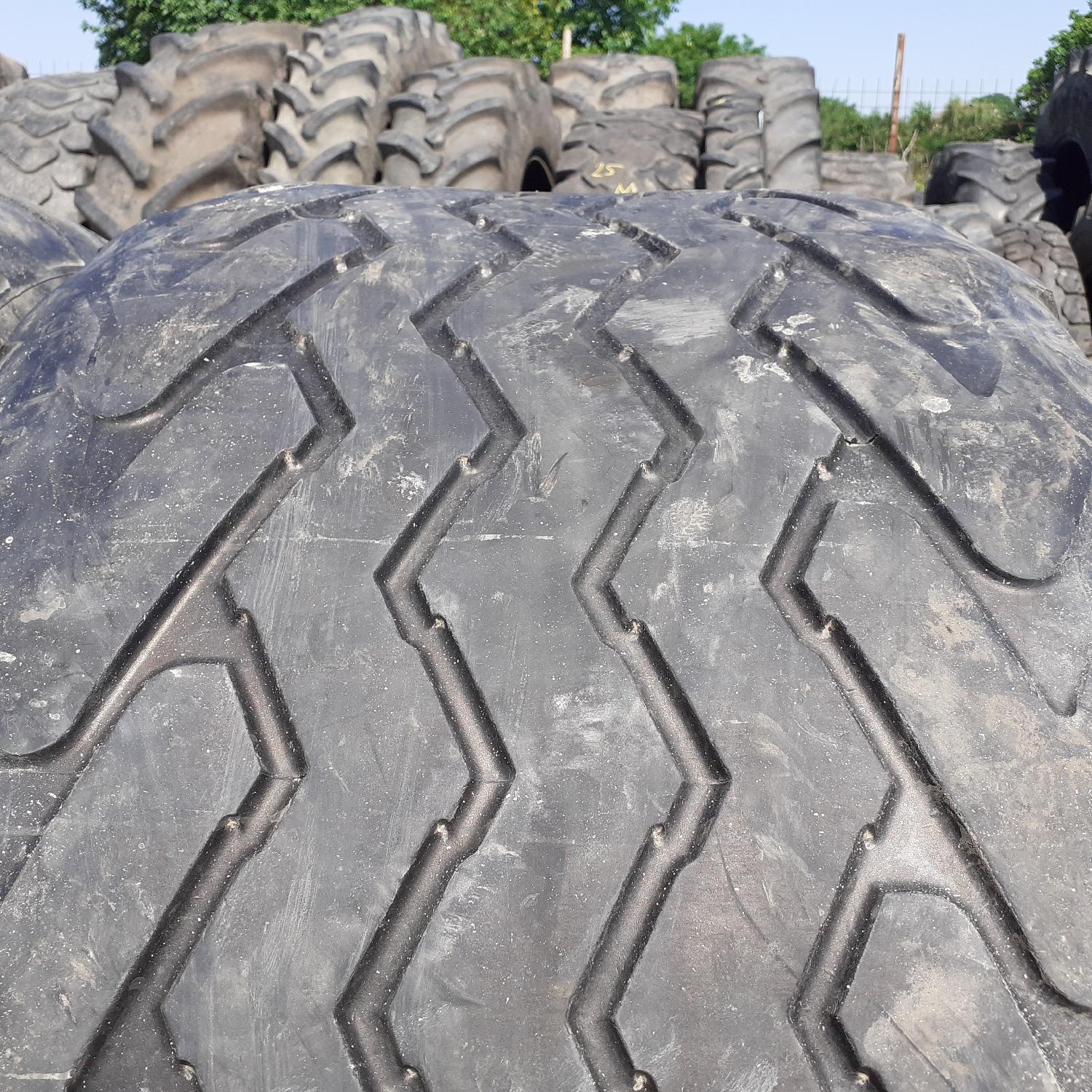  Cauciucuri 650/50R22.5 Vredestein