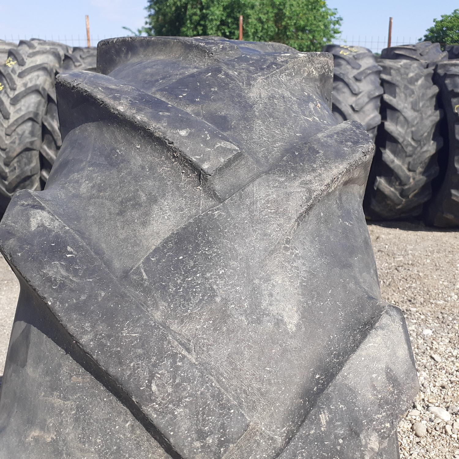  Cauciucuri 12.4-28 (320/85R28) Stomil