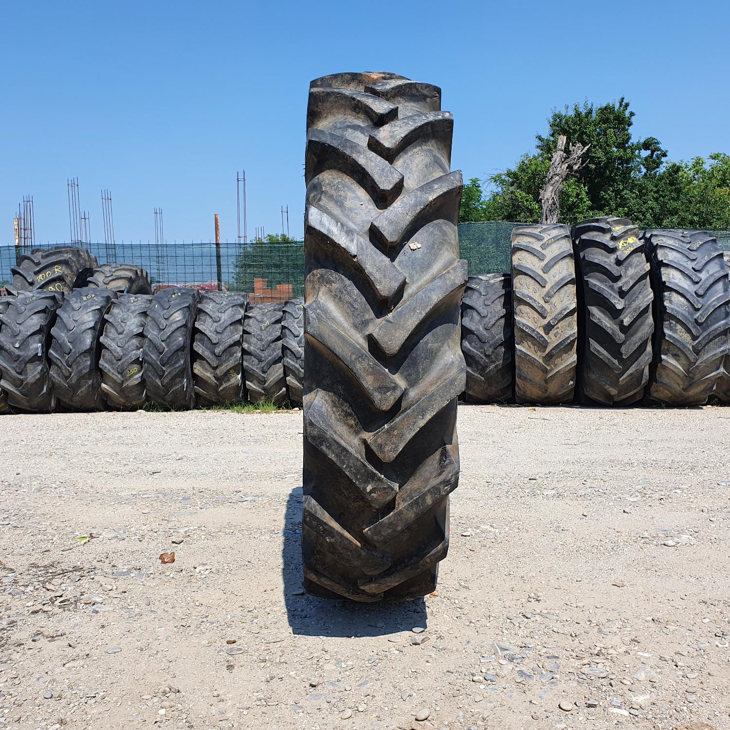  Cauciucuri 12.4-28 (320/85R28) Universal