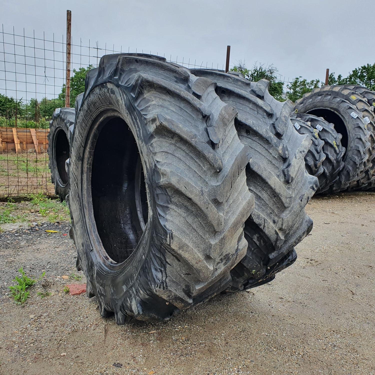  Cauciucuri 360/70R24 Taurus