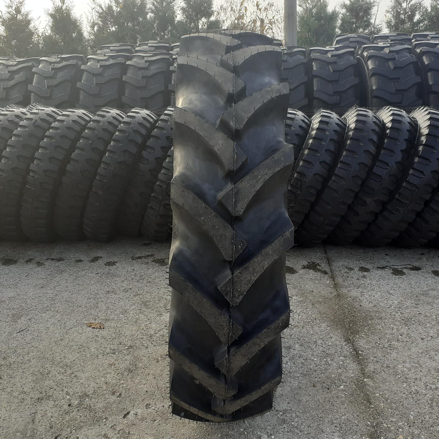  Cauciucuri 12.4-28 (320/85R28) Ozka