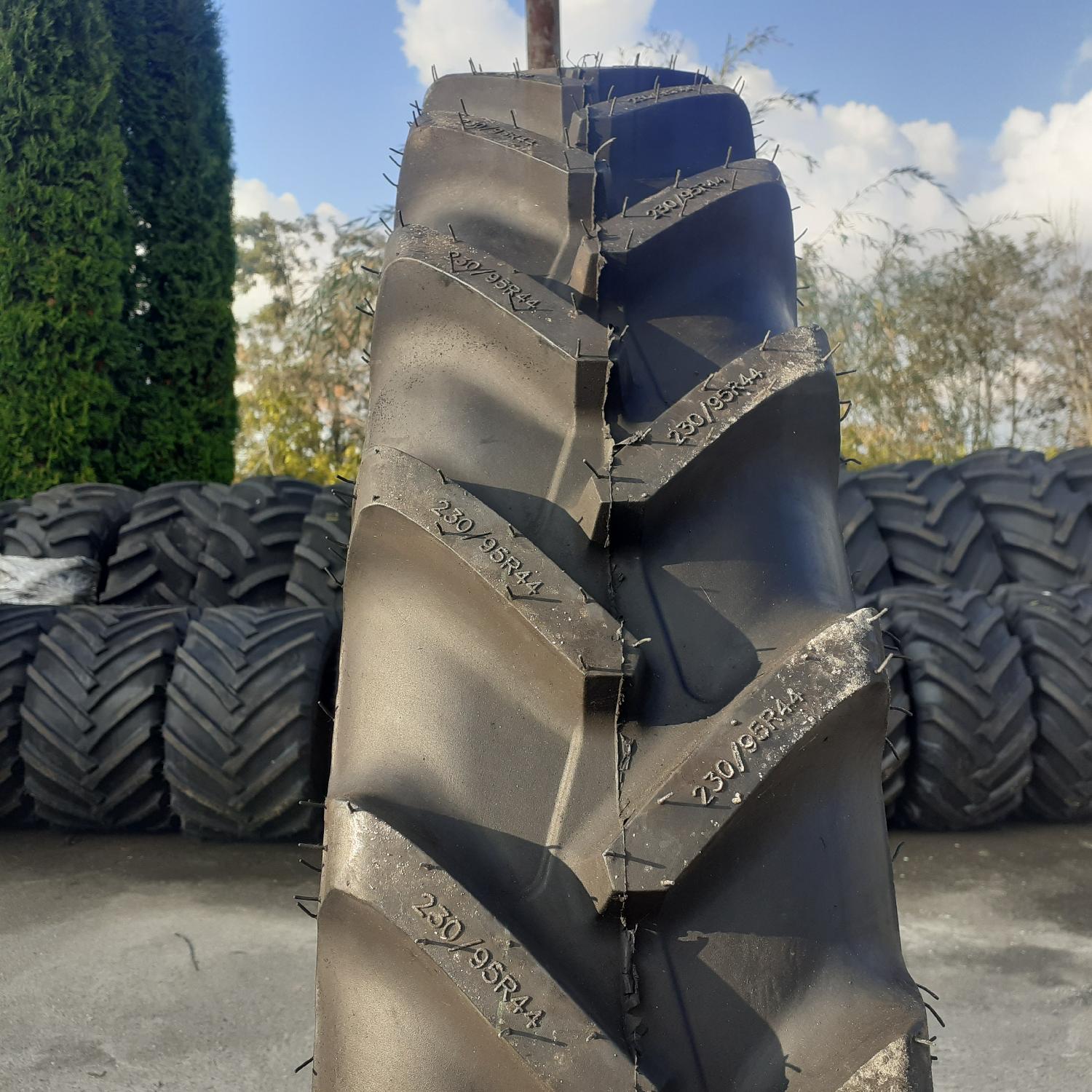  Cauciucuri 230/95R44 (9.5R44) Stone