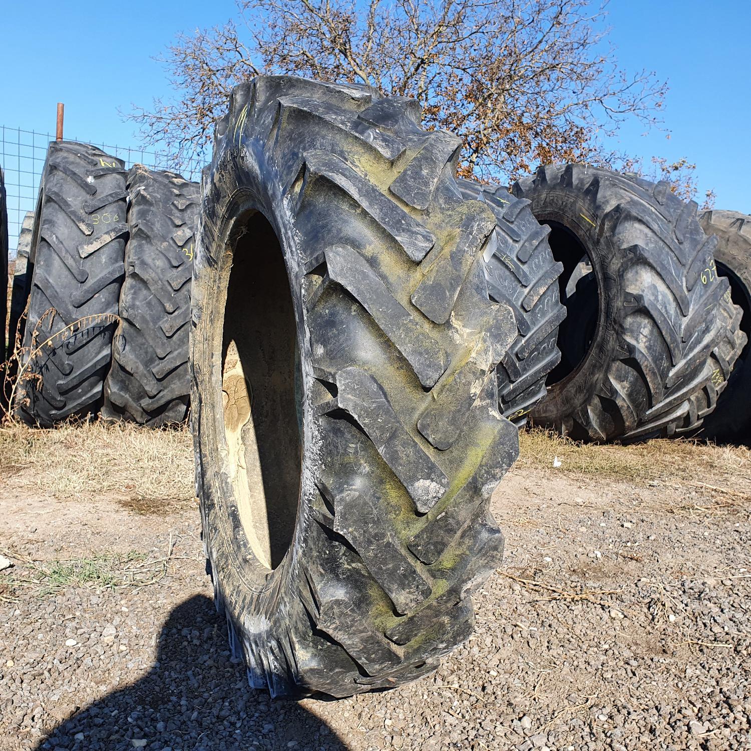  Cauciucuri 12.4-28 (320/85R28) Semperit